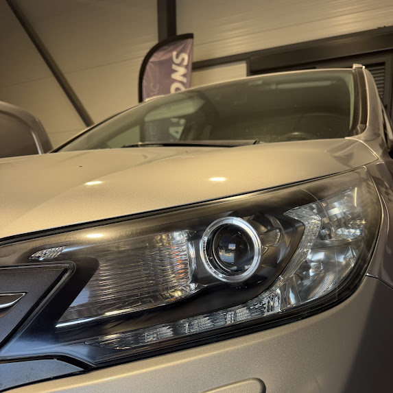 HONDA CR-V (Rénovation de phares Vaucluse) — après