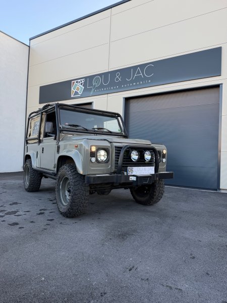 DEFENDER 90 SOFT TOP (Lavage intérieur extérieur 4X4 Le Thor Carpentras Monteux)
