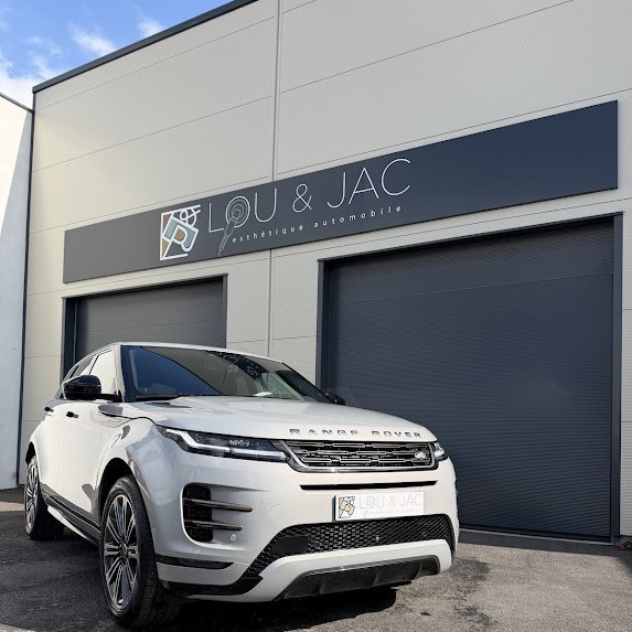 RANGE ROVER EVOQUE (Nettoyage intérieur SUV Vaucluse Monteux Velleron)