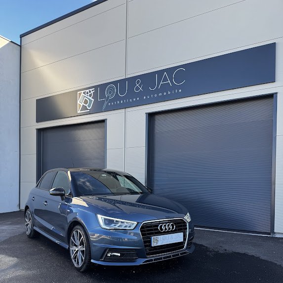 AUDI A1 (Nettoyage voiture citadine Velorgues Cavaillon Isle sur la Sorgue)
