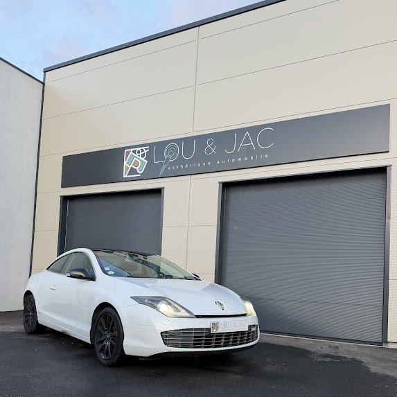 RENAULT LAGUNA COUPE (Lavage youngtimer Rénovation de phares Le Thor Isle sur la Sorgue)