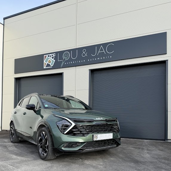 KIA SPORTAGE (Lavage complet avant retour de leasing Le Thor Velleron Pernes les Fontaines)
