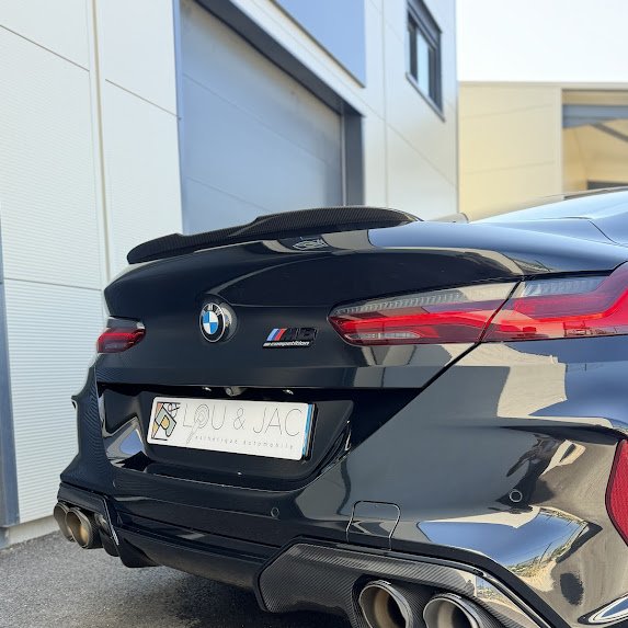 BMW M8 (Nettoyage voiture complet Le Thor Isle sur la Sorgue Lagnes)