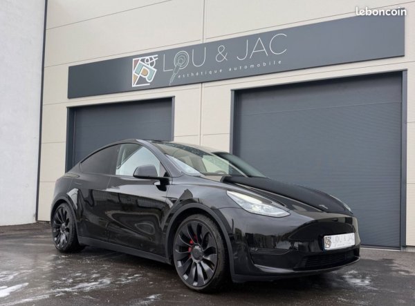 TESLA MODEL Y PERFORMANCE (Vente voiture électrique Vaucluse)