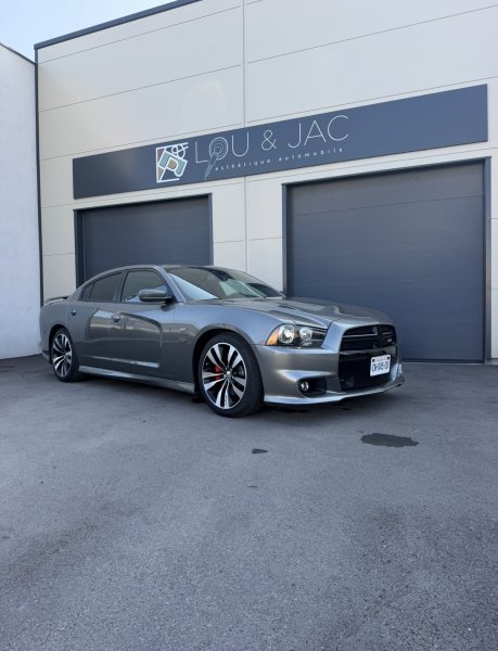 DODGE CHARGER SRT8 (Vente voiture Le Thor Isle sur la Sorgue L’Agnès)
